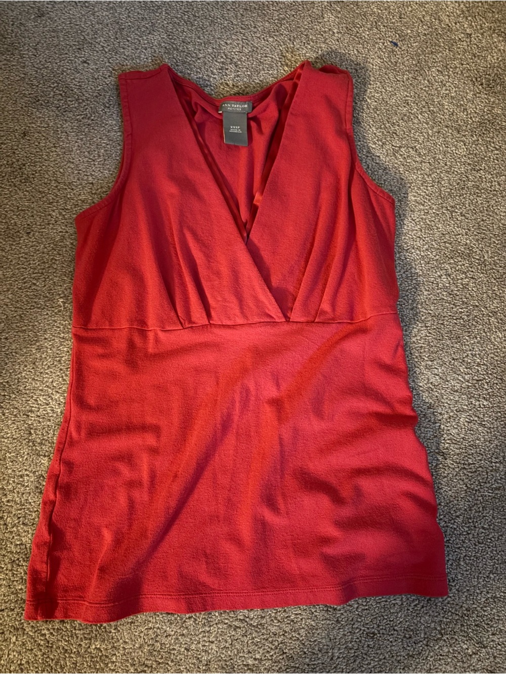 Ann Taylor Bright Red V-Neck Sleeveless Shell
